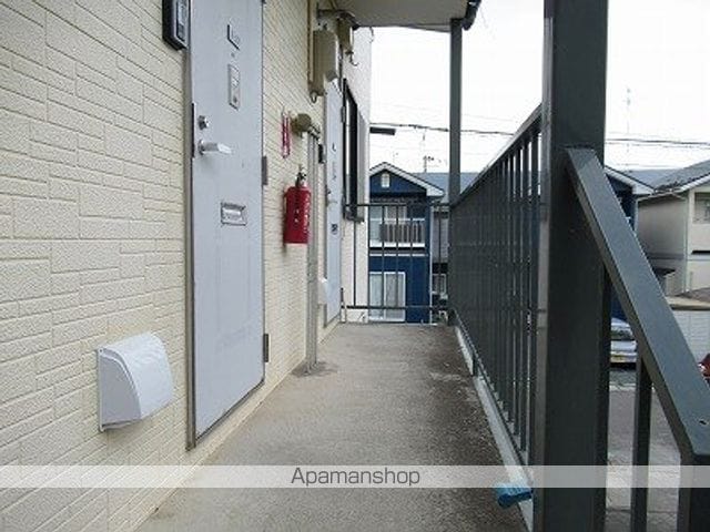メゾンK8 A棟の玄関写真