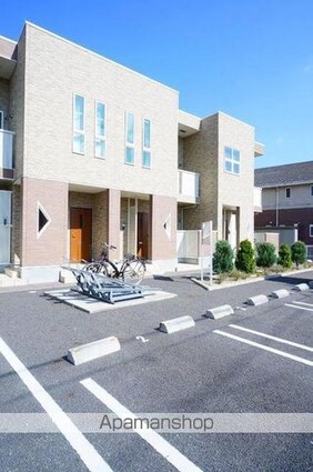 シェルシェ[1LDK/48.3m2]の駐車場