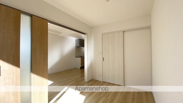 ハアラン国体町の内装写真