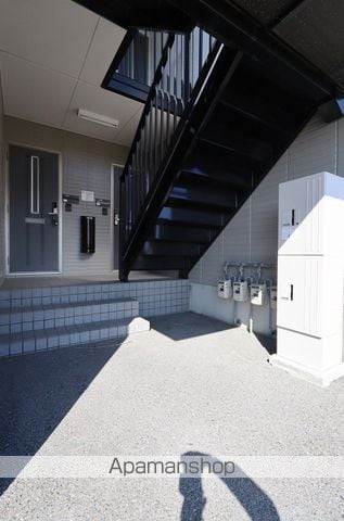 エスパシオ那賀川 B棟の玄関写真