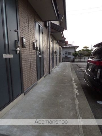 キューブ樋口の玄関写真