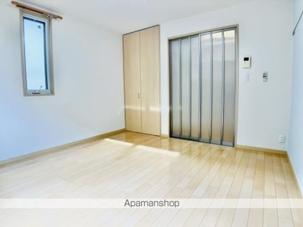 オークヴィラＡ棟[1K/26.73m2]のリビング・居間2