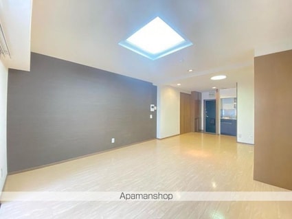 トリン錦町[1R/32m2]のリビング・居間