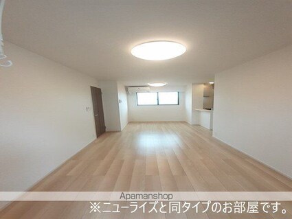 ピースフィールド[1LDK/50.87m2]のリビング・居間