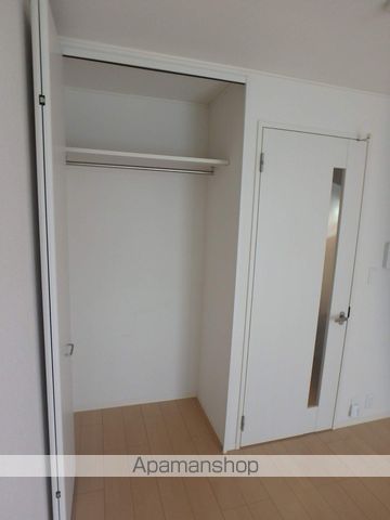 LA TELLE IIの内装写真