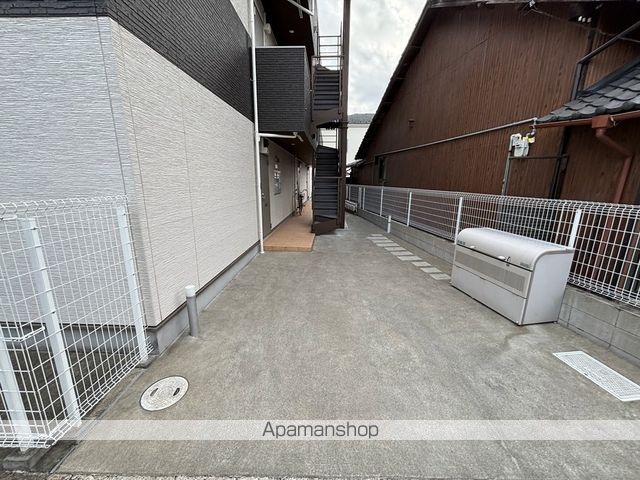 シンフォニア八田の玄関写真