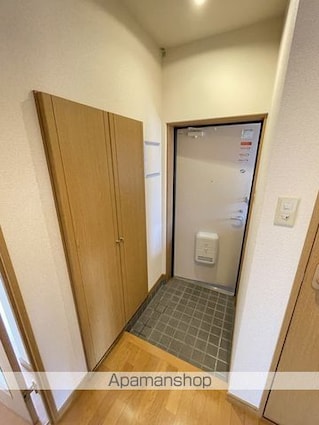 ガーデンハイム樗　３番館[2DK/53.94m2]の玄関