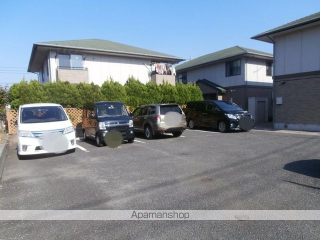 クローバーズヒル Bの内装写真