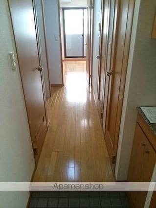 Ｐａｌａｃｉｏ用賀（パラーシオ[1K/25.08m2]の玄関