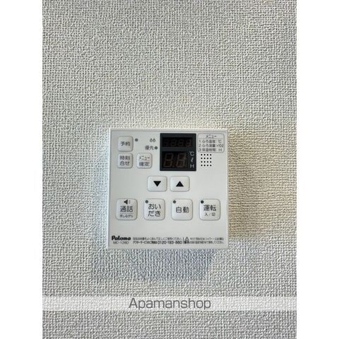 ドゥーエ三ノ輪IIIの内装写真