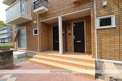 メゾンブランシュ[3LDK/80.64m2]のエントランス