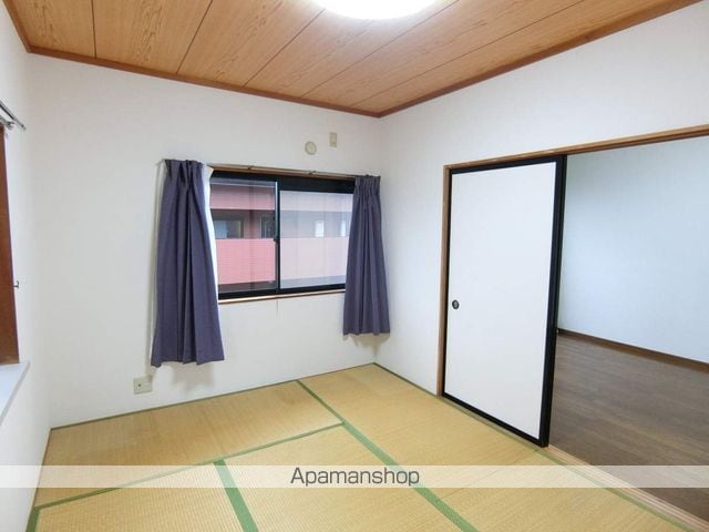 レジデンス高田IIの内装写真