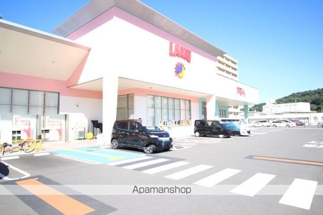 レオネクストバーサトル坂南の周辺写真