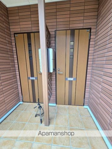 ロード早水 Iの玄関写真