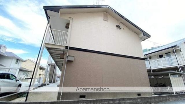 ラックハイツ国富Aの外観写真