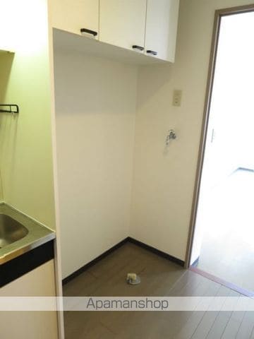 リファレンス県庁口の内装写真