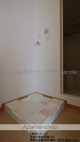 ウェストリバー 弐番館の内装写真