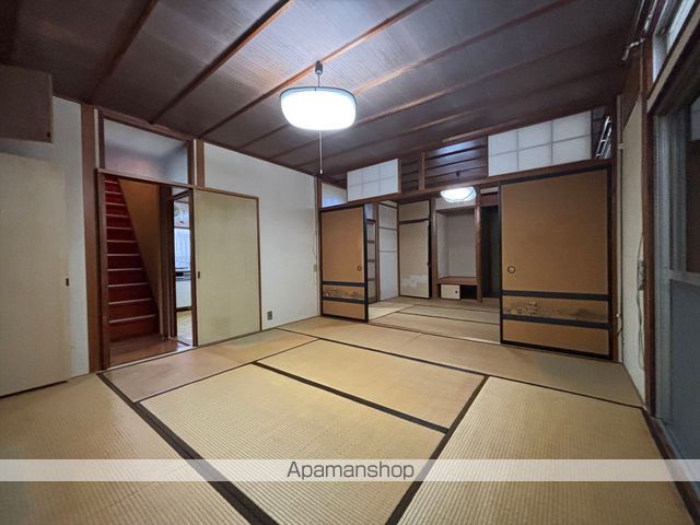 近鉄大阪線 桔梗が丘駅 徒歩32分 2階建 築56年の内装写真