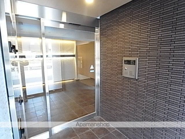 PEER武庫之荘の玄関写真