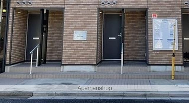 レオネクスト阿佐谷南山の玄関写真