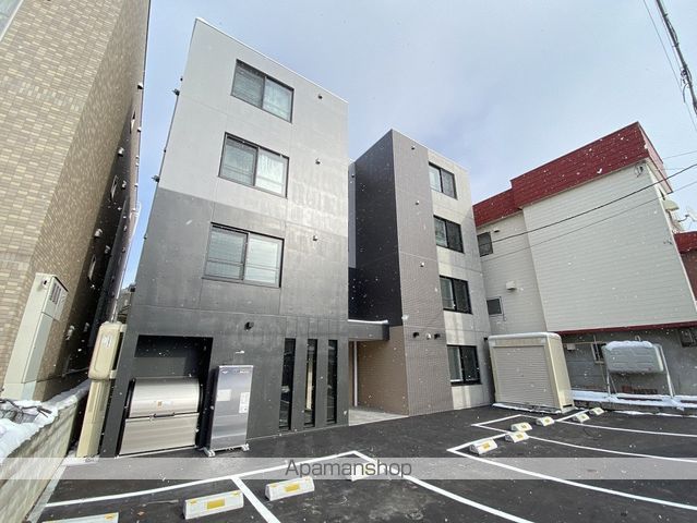 グラン南郷の外観写真