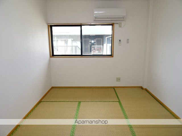 コルキスソードの内装写真