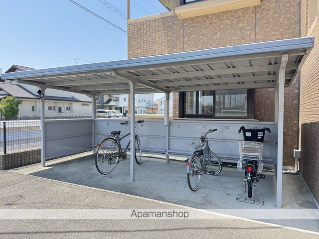 西焼津メゾン小石川の外観写真