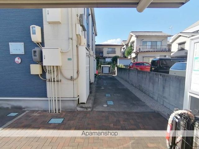 レオネクストウィルIIの玄関写真