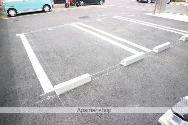 和歌山県和歌山市栄谷[1LDK/53.82m2]の駐車場