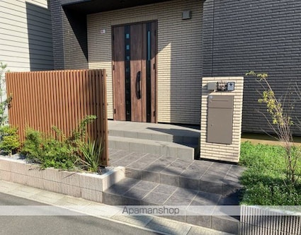 藤原戸建[3LDK/116m2]のエントランス