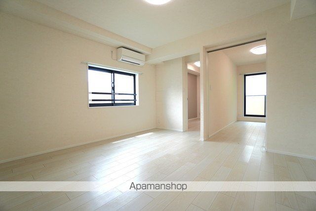 CREATIF文京千駄木の内装写真