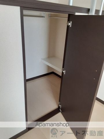 レオネクスト松山インターIIIの内装写真