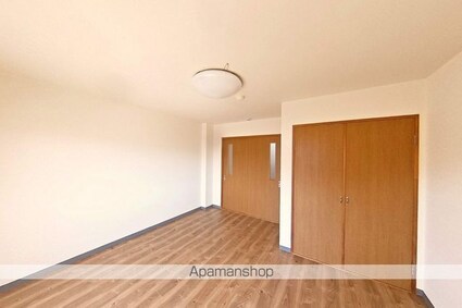 ＣＯＺＹ　ＣＯＵＲＴ[1DK/29.8m2]の内装2