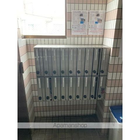 TACBLDG御成の玄関写真