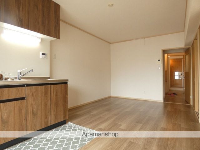 ロワイヤルマンションの内装写真