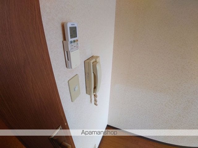 クリスタルハイツの内装写真