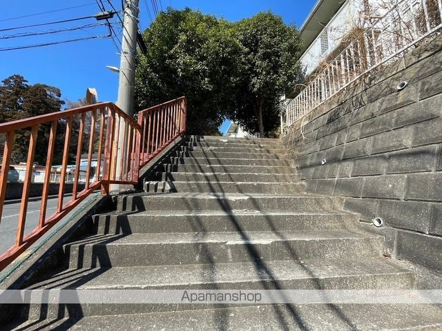 ハイランドビレッジ湘南の玄関写真