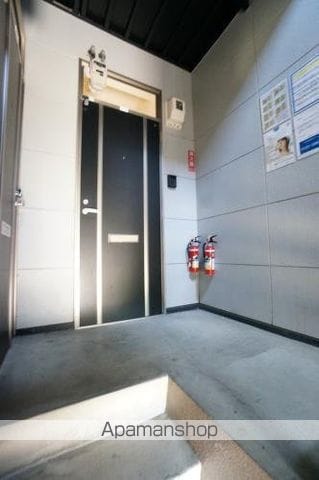 札幌市東西線 南郷７丁目駅 徒歩12分 3階建 築29年の玄関写真