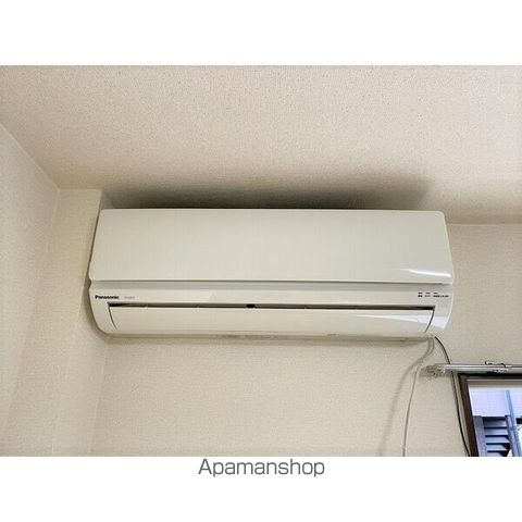 SURPLUSタカハシAの内装写真