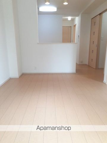 ルート3&M・YVIの内装写真