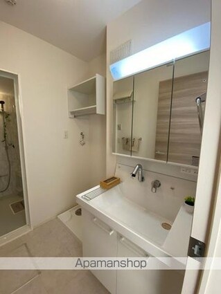 ユニヴェール　Ｅ棟[1LDK/37.68m2]の洗面所