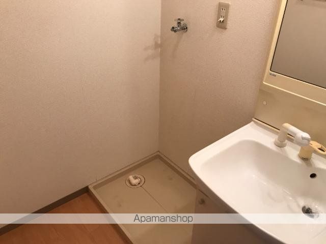グレイスイサキの内装写真