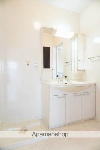 ＩＲいしかわ鉄道 森本駅 徒歩20分 2階建 築20年の内装写真