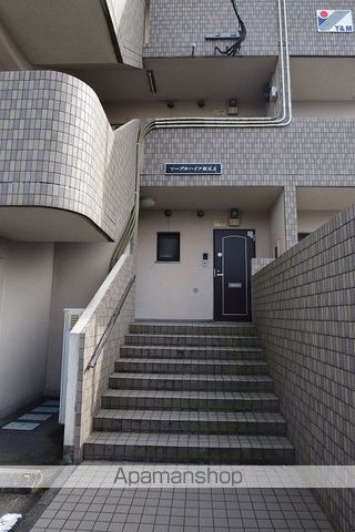 マーブルハイツ坂元Aの玄関写真
