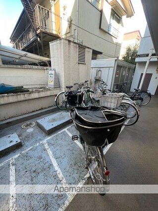 メゾン・ド・マルス[1R/16.1m2]の共用部3