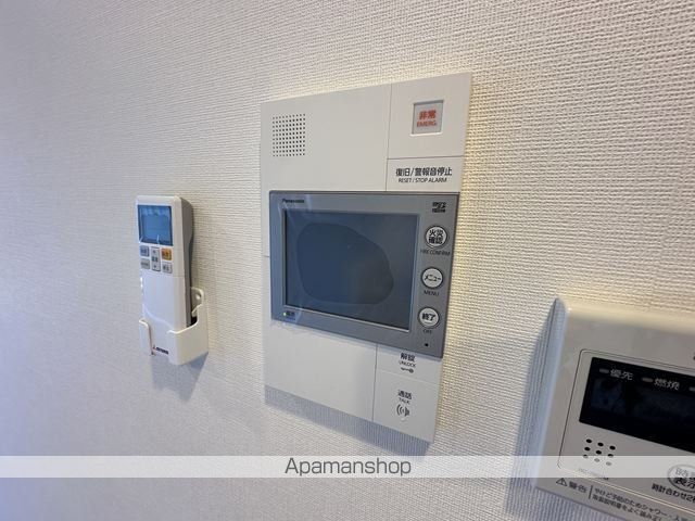 コンフォリア新大阪宮原Qの内装写真