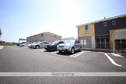 クレメント・Ⅱ[1LDK/45.09m2]の駐車場