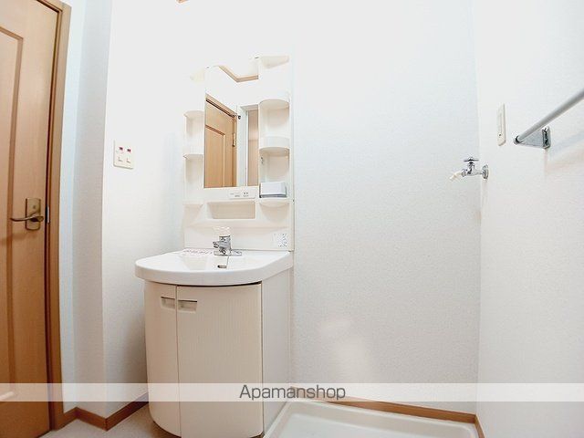 プラードIIの内装写真