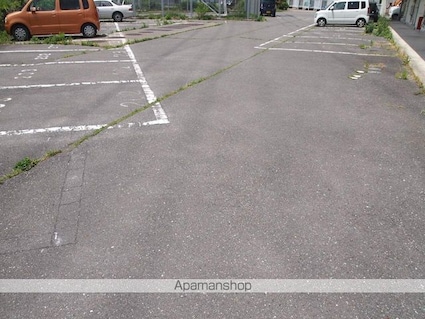 メゾンふじ[2DK/38.8m2]の駐車場3