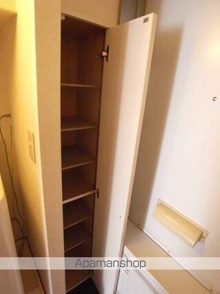 レオパレス聖蹟ロイヤルハイツ[1K/19.87m2]の収納